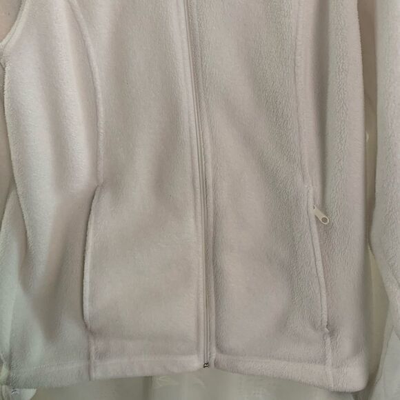 Columbia jacket white medium.  - Picture 3 of 9